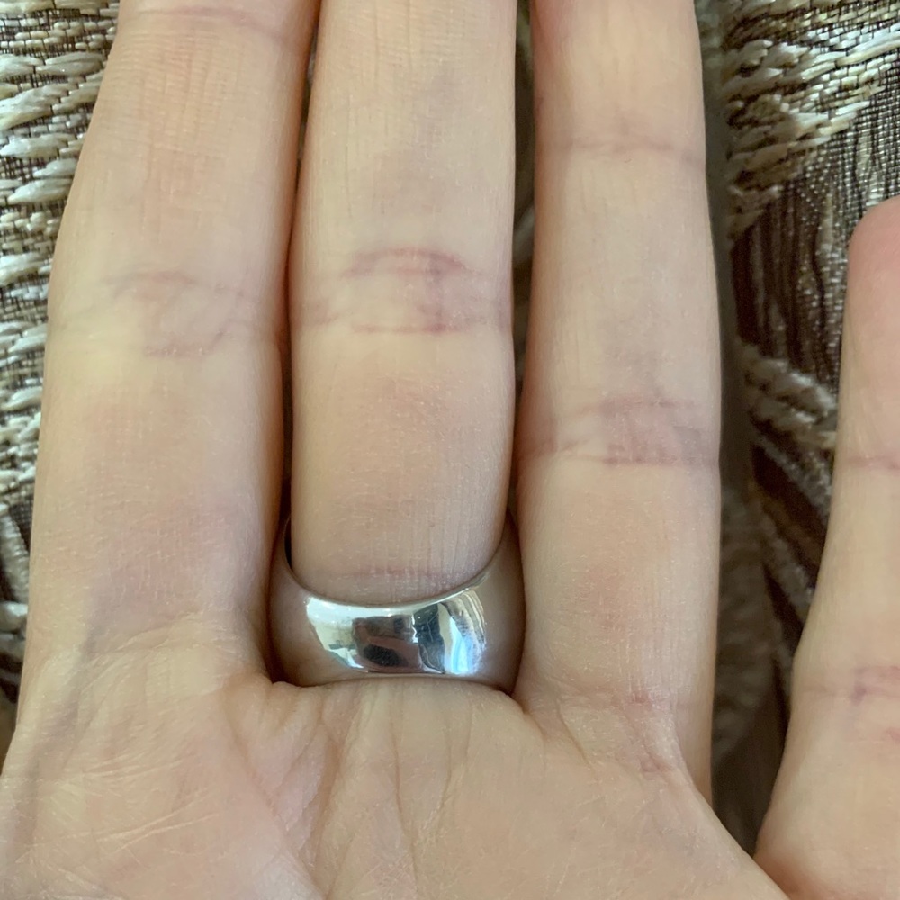 Large Statement Ring - Picture 5 of 16